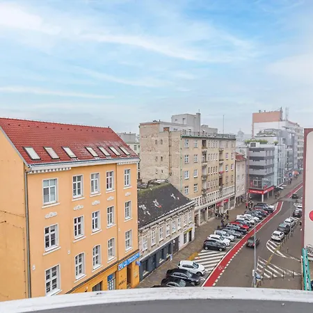 Natural-style In The Centre Of Appartement